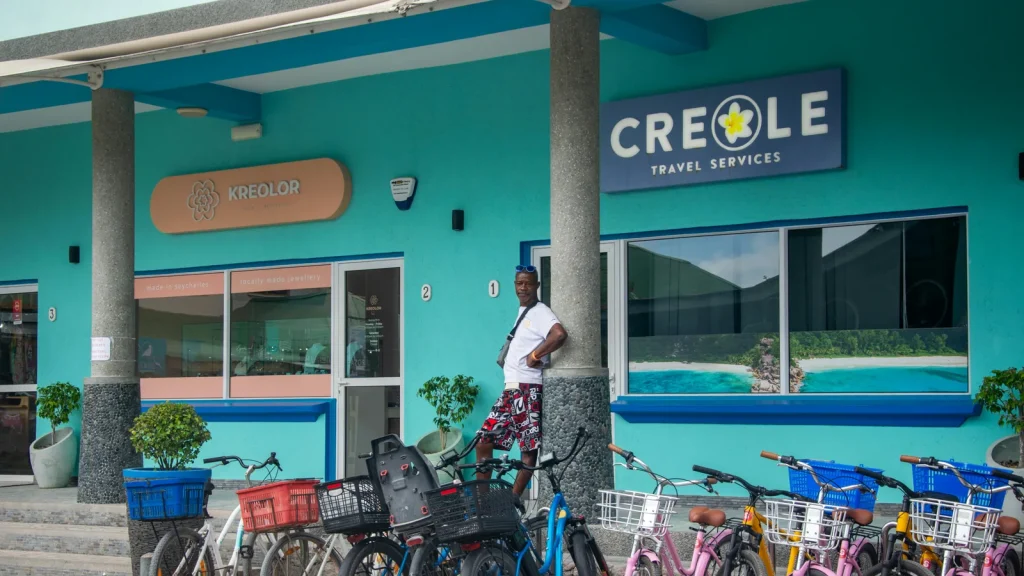 visuel principal sur Comment se deplacer aux seychelles