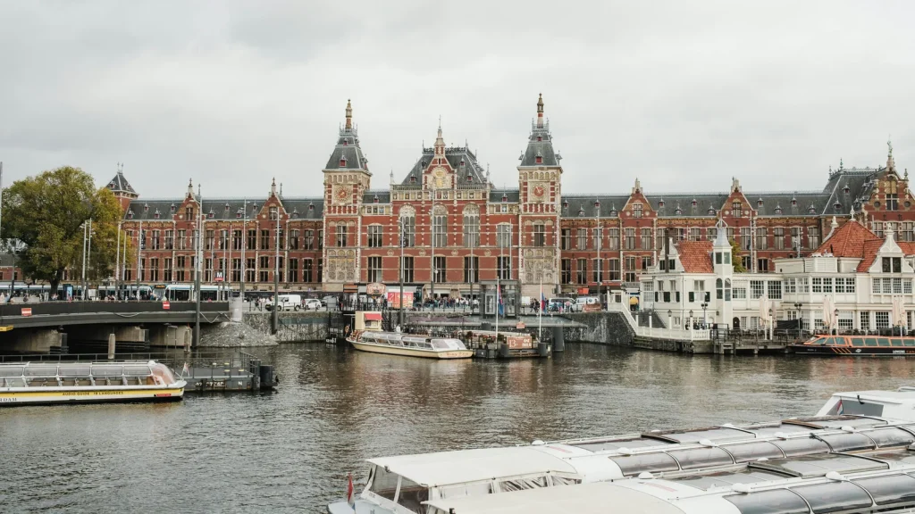 visuel principal sur Friperie amsterdam