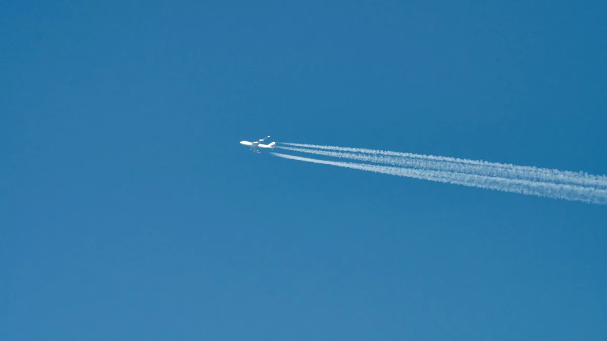 visuel secondaire sur Jeux avion bebe 18 mois