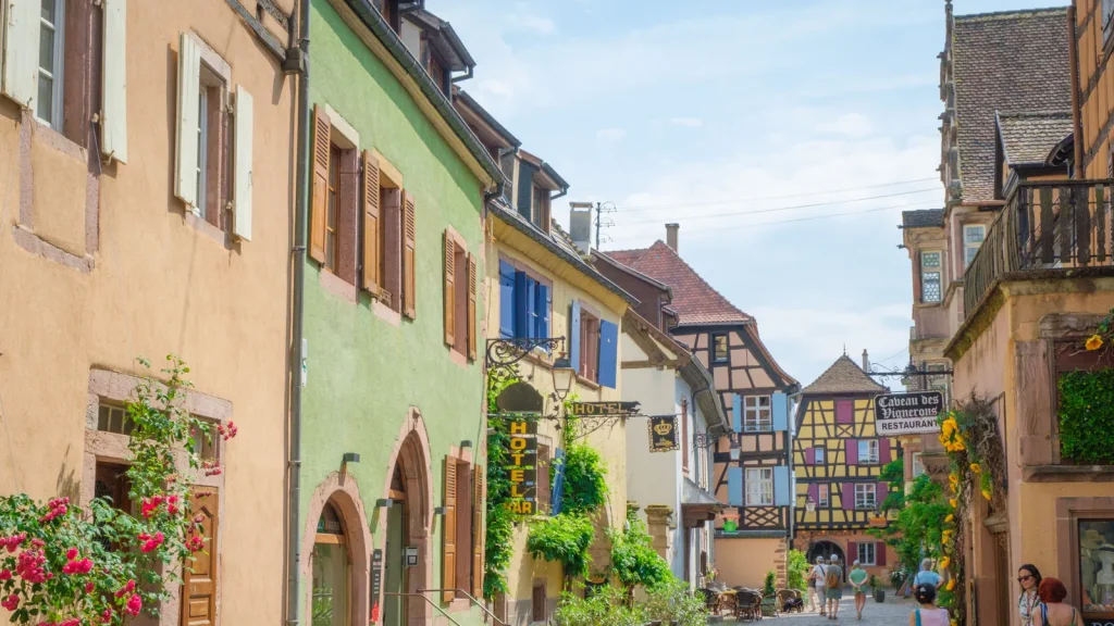 Scène de voyage pour Les X plus beaux villages des ardennes