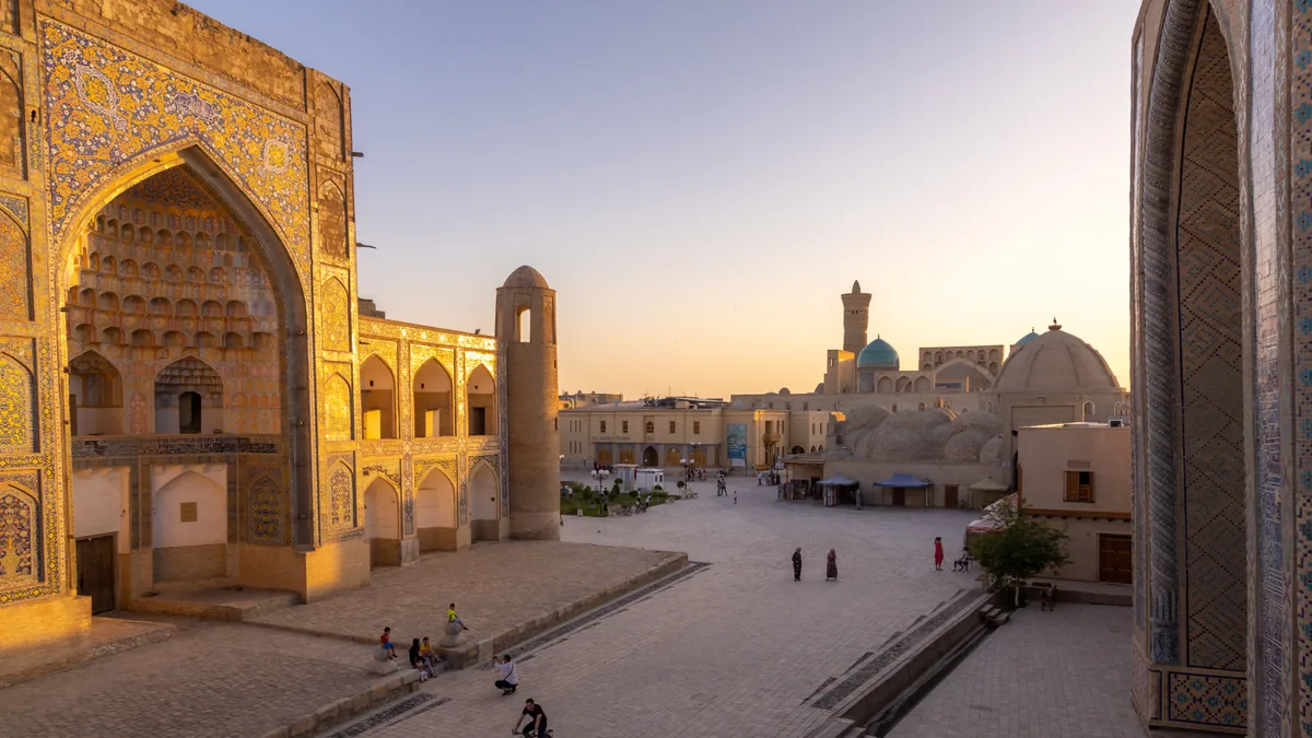Scène de voyage pour ouzbékistan dangereux